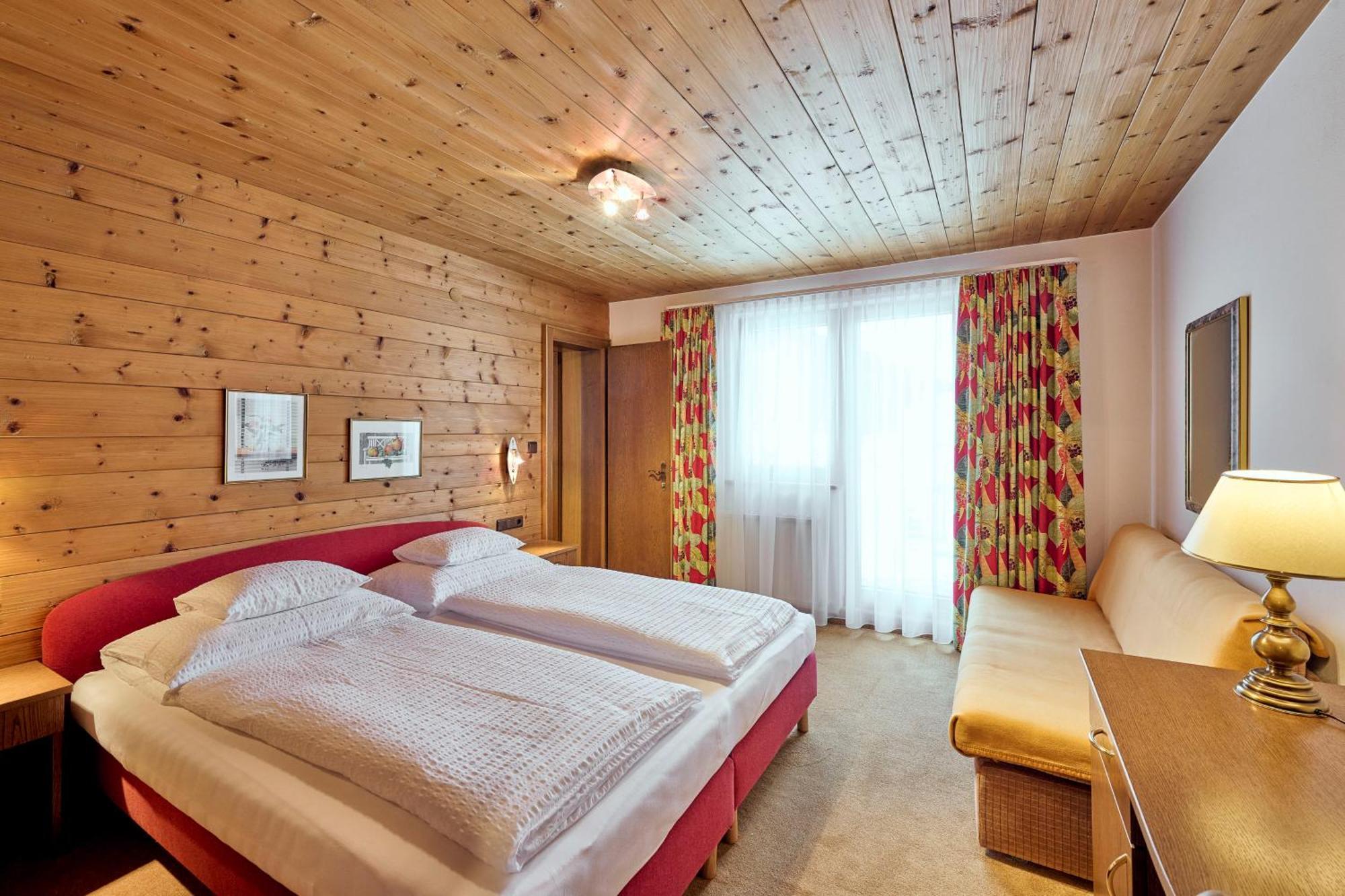 Appartementhaus Holiday Lech am Arlberg Zewnętrze zdjęcie