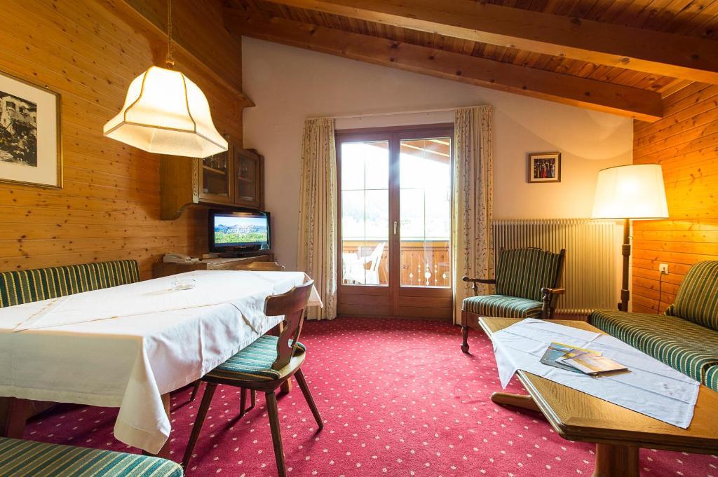 Appartementhaus Holiday Lech am Arlberg Zewnętrze zdjęcie