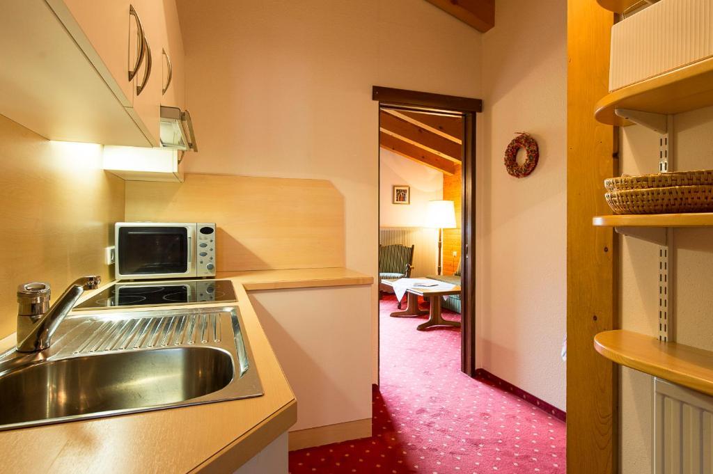Appartementhaus Holiday Lech am Arlberg Zewnętrze zdjęcie