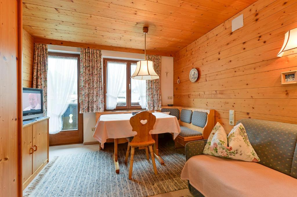 Appartementhaus Holiday Lech am Arlberg Zewnętrze zdjęcie